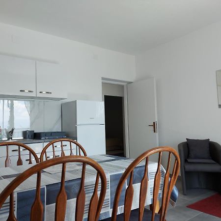Apartmani Mare Novi Vinodolski Exterior foto